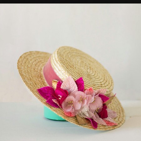 /products/canotier-flores-de-piel/